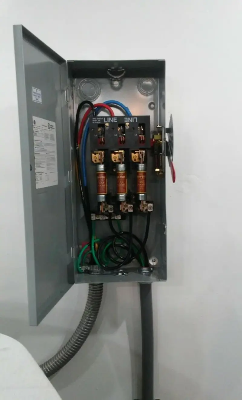Three-phase disconnect switch installed for Electrical Wiring & Rewiring in Gulfport